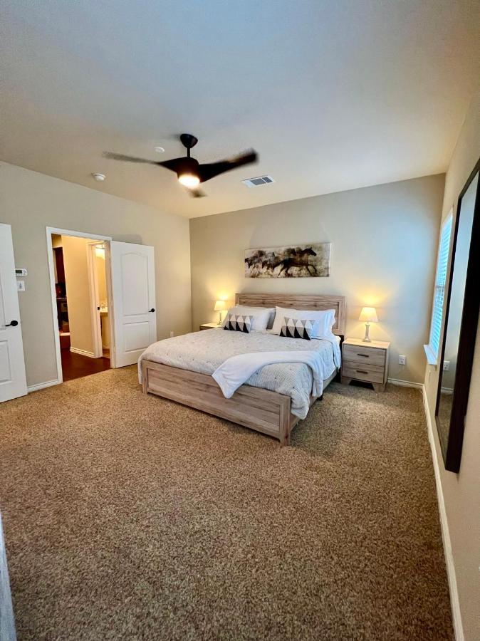 Luxury Legacy West Townhouse Βίλα Plano Εξωτερικό φωτογραφία