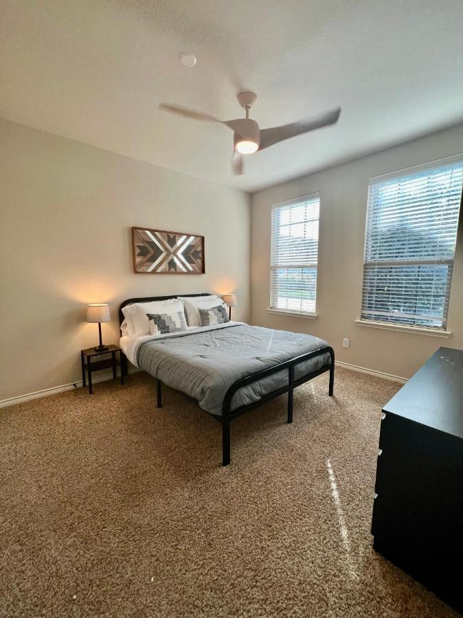 Luxury Legacy West Townhouse Βίλα Plano Εξωτερικό φωτογραφία