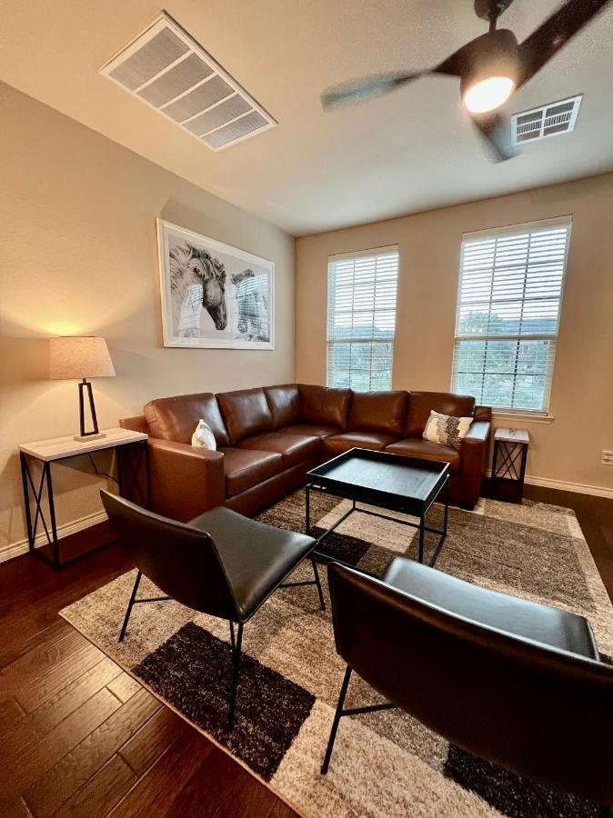 Luxury Legacy West Townhouse Βίλα Plano Εξωτερικό φωτογραφία