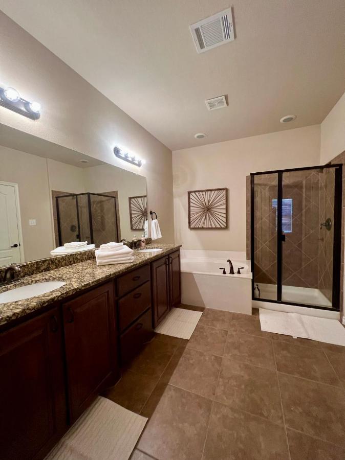 Luxury Legacy West Townhouse Βίλα Plano Εξωτερικό φωτογραφία